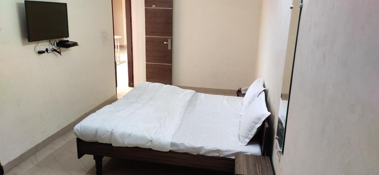 Gopi Dham Hotel Haridwār Esterno foto